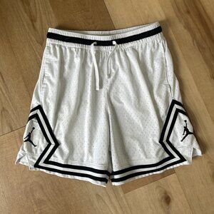 Men's Jordan Basketball Shorts - White - Excellent Condition - Large